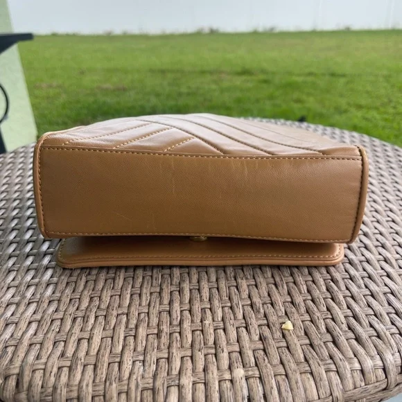 Tory Burch Alexa Convertible Shoulder Bag - Picture 4 of 15